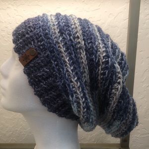 Unisex handmade slouchy beanie.